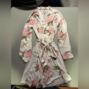 Kittenish Floral Robe